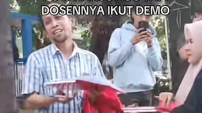Tanda tangan skripsi saat unjuk rasa