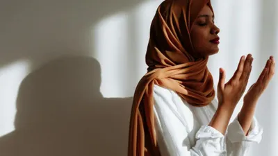 5 Amalan Sunah untuk Peringati Maulid Nabi Muhammad SAW, Jangan Lupa Baca Selawat dan Zikir!