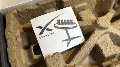 Layanan internet Starlink resmi mengantongi izin masuk ke Indonesia dengan berbagai kategori paket internet.