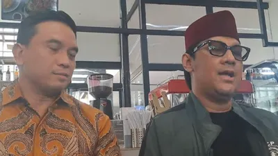 Andre Taulany Buka Suara Soal Perceraiannya dengan Rien Wartia Trigina 