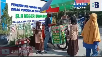 Ilustrasi Usaha Keliling Pakai Motor
