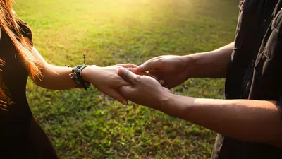 Tips Psikologi 3 Hal yang Harus Kamu Lakukan Jika Ingin Selingkuh, Jangan Berjudi Dengan Masa Depan