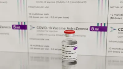 Ilustrasi vaksin Covid 19 Astrazeneca yang memiliki efek samping langka