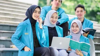 Kampus berstatus swasta di Jawa Tengah ternyata tak kalah moncer dibandingkan negeri jika dilihat dari berbagai sisi.