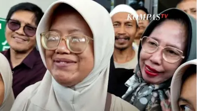 Kakak salah satu terpidana, Aminah, memberikan tanggapan dan harapannya dalam proses pendaftaran serta sidang PK nanti.