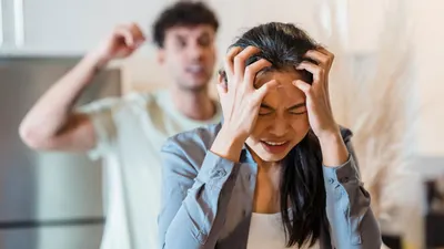 7 Tanda Seseorang Hanya Pura-Pura Cinta padamu menurut Psikologi, Apa Saja?