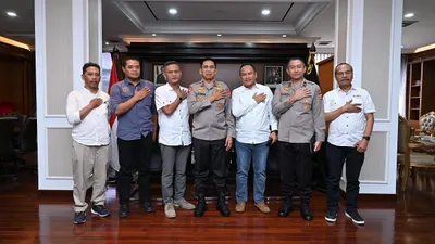 Kepala Kepolisian Daerah Jawa Barat, Irjen Pol Akhmad Wiyagus mendukung penuh kontingen PWI Jawa Barat untuk berlaga pada Pekan Olahraga Wartawan Nasional (Porwanas) 2024 Banjarmasin Kalimantan Selatan.