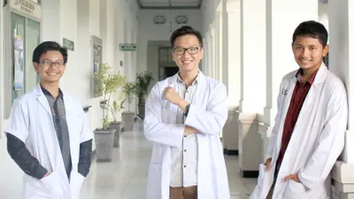 Ilustrsi mahasiswa yang perlu tahu biaya kuliah kedokteran