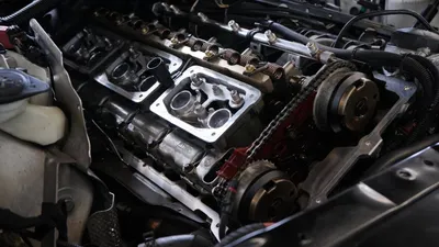 Meski lumrah, mobil overheat tentu tidak bisa dibiarkan karena kondisi ini bisa merusak mesin jika tidak segera ditangani dengan benar.