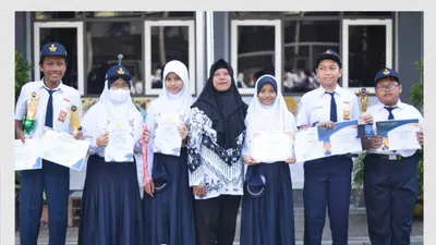 Salah satu informasi daftar sekolah terbaik yang sedang banyak dicari adalah jenjang Sekolah Menengah Pertama (SMP).