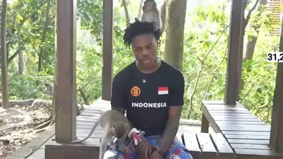 Berkunjung ke Bali, Mic IShowSpeed Dicuri Seekor Monyet