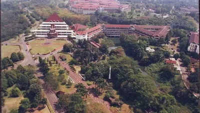 Public University Rankings 2024 merupakan salah satu metode yang digunakan dalam perankingan AppliedHe terhadap 80 kampus se-Asean.