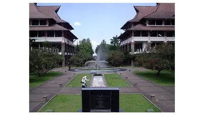 Institute Teknologi Bandung atau ITB | Bahkan ada beberapa fakultas yang tercatat sangat sulit untuk ditembus lantaran memiliki keketatan yang sangat tinggi.