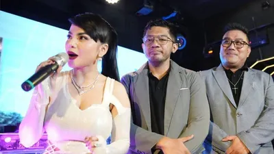 Dinar Candy Baru Saja Meluncurkan Candy Super Lounge.