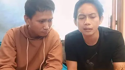 Pegi Setiawan bersama kuasa hukumnya, Toni RM 