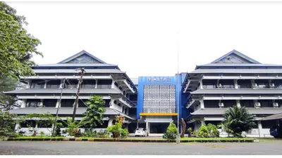 Prediksi Rerata Nilai Rapor di Setiap Jurusan Kuliah Rumpun Saintek yang Akan Lolos UNDIP Tahun 2025