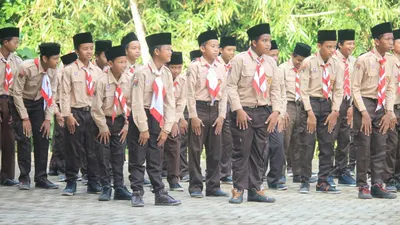 Untuk hal ini, ada beberapa tahap yang perlu dilakukan guna memantau seleksi PPDB Jakarta 2024 jalur zonasi SMP SMA.