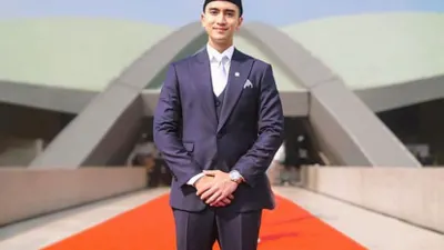 Usai dilantik menjadi anggota DPR RI, Verrel Bramasta mengaku akan menyumbangkan gajinya selama satu tahun untuk kegiatan amal.