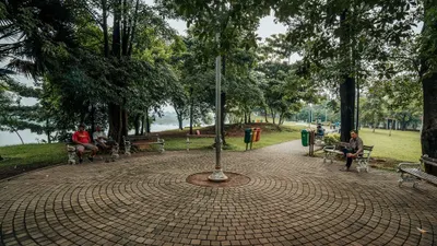 Tempat Bengong di Jakarta Timur yang Belum Banyak Orang Tahu, Masuknya Gratis!