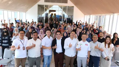 100 UMKM hadir dan mengasah kreativitas serta mengembangkan bisnisnya di acara Gollaborasi 2024&nbsp;JNE&nbsp;&amp;&nbsp;Shopee.
