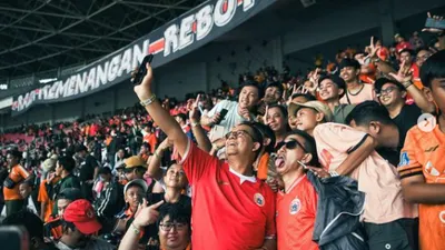 Jakmania memiliki prinsip untuk melakukan dialog dan musyawarah setiap mengambil keputusan yang bersifat organisasi.