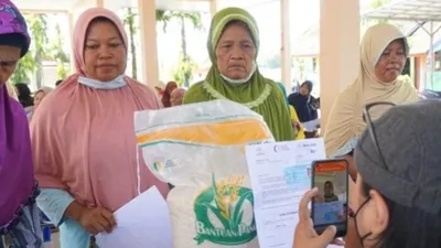 Ilustrasi Bansos Beras 10 Kg