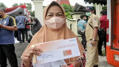 Hore! Bantuan BLT Akhirnya Dicairkan Mulai Hari Ini, Mungkinkah Mitigasi Risiko Pangan?