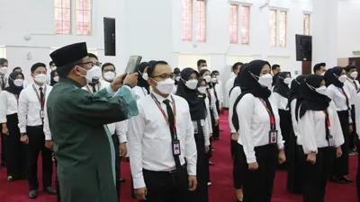 Illustrasi. Perbedaan CPNS Instansi Pusat dan Daerah
