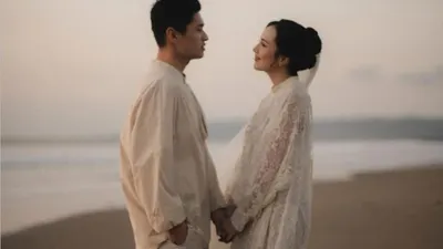 Prewedding Beby Tsabina dan Rizki di Tanjung Lesung