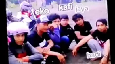 Sempat menjadi sosok paling dicari masyarakat Cirebon, Ketua RT Pasren serta Kafi akhirnya muncul setelah namanya dilaporkan ke Mabes Polri.