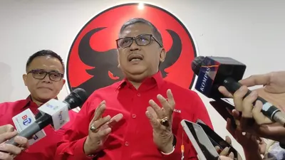 Disampaikan oleh Hasto Kristiyanto selaku Sekjen PDI Perjuangan, polemik akun Kaskus Fufufafa menunjukkan kondisi demokrasi yang makin tergerus.