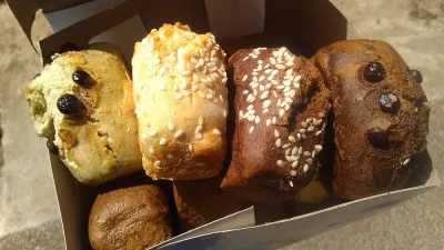 Varian rasa dari Kue Balok Mang Udju | Ada peluang bisnis yang menarik dan bisa dijalankan dengan modal kecil namun memiliki potensi keuntungan besar.