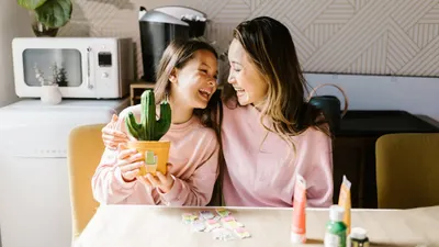 Ilustrasi. Ide Usaha yang Cocok untuk Single Parents di Rumah