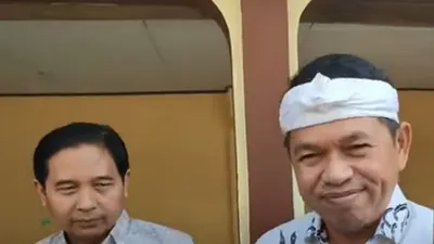 Dalam perkembangan terbaru kasus Vina Cirebon, Dedi Mulyadi telah menerima laporan dari Iptu Rudiana, ayah Eki yang merupakan pacar Vina Cirebon, terkait dugaan penyebaran kabar hoax.