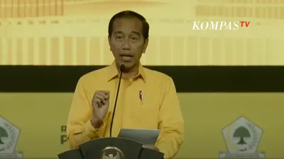 Presiden Jokowi mengingatkan, bahwa MK berada di wilayah lembaga yudikatif, sedangkan DPR merupakan bagian dari lembaga legislatif.