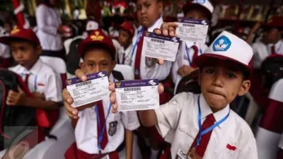 KPM Anak Sekolah Sumringah! 3 Bansos Tancap Gas Cair Via KKS, Bank, dan Kantor Pos Hari Ini, Ada BLT Rp400 Ribu