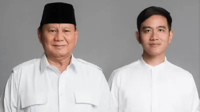Akun Kaskus Fufufafa bernarasi hinaan terhadap berbagai tokoh penting di pemerintahan mulai dari SBY hingga Prabowo Subianto.