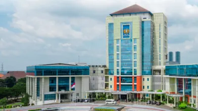 Gedung Universitas Negeri Surabya (UNESA)