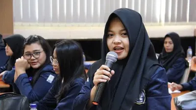Berikut ini cara efektif yang bisa dilakukan mahasiswa untuk bisa dapat penghasilan selama kuliah.