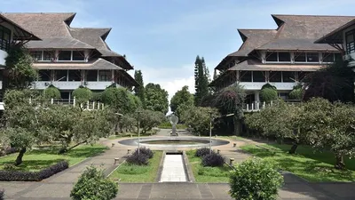 Ilustrasi. Institut Teknologi Bandung salah satu dari&nbsp;beberapa PTN yang berlakukan uang pangkal pada Jalur Seleksi Mandiri 2024