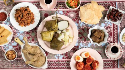 Ilustrasi hidangan makanan saat Lebaran