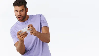 Khusus Gamers yang Ingin Tampil Keren! Cek 5 HP Layar Lengkung Chipset Gaming Terbaik 2024 di Bawah Rp5 Juta