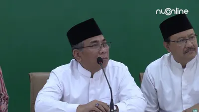 Ketum PBNU Yahya Cholil Staquf yang mengungkap bahwa kelima nahdliyin yang bertemu dengan presiden Israel terancam mendapat sanksi.