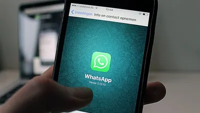 Lakukan 5 Cara Ini agar WhatsApp Kamu Tidak Bisa Disadap Orang Lain!