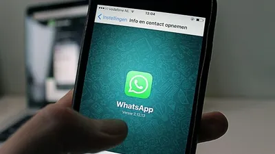 Kepribadian Seseorang Saat Chat WhatsApp, Kamu Bijaksana atau Ketergantungan Emoji?