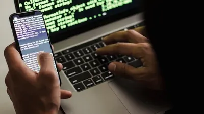 Dijamin Aman, Lakukan 4 Cara Ini Agar HP Kamu Terhindar dari Hacker!