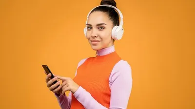Illustrasi. 5 rekomendasi handphone dengan speaker stereo berkualitas suara terbaik