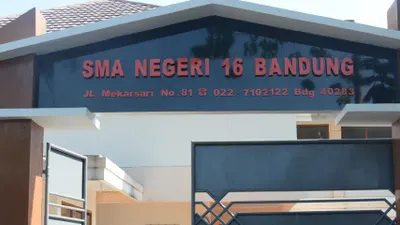 SMA Negeri 16 Bandung terima siswa baru