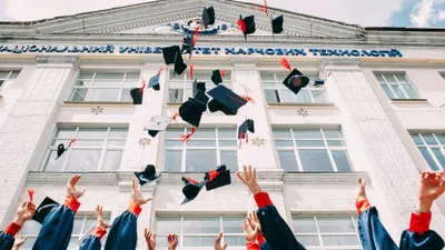 Ilustrasi jurusan IPS yang jarang diminati mahasiswa, tetapi memiliki potensi besar untuk dikembangkan.