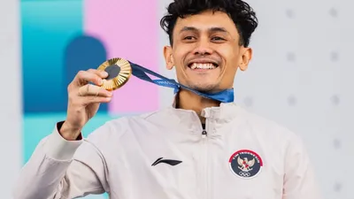 Veddriq Leonardo mengatakan pada saat itu sang pelatih mencoba untuk menenangkannya karena tekanan yang dirasakannya.